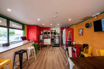 Modern Retail Shop for Sale