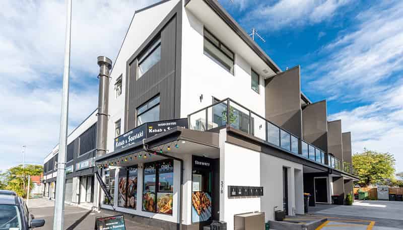 1/378 Worcester Street, Linwood