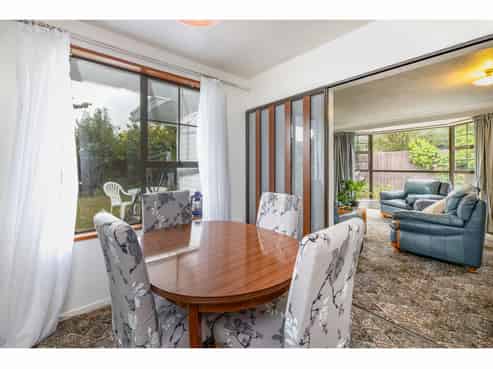 2/37 Karnak Crescent, Russley
