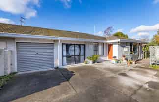 2/37 Karnak Crescent, Russley