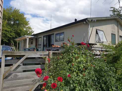 33 Higginson Street, Otane