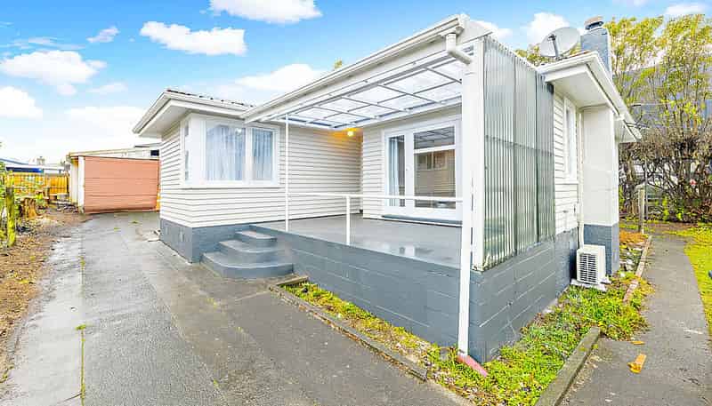 16 Noel burnside Road, Manukau