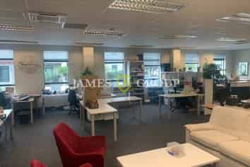 464sqm Rosebank Warehouse + 262sqm Office