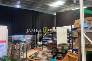 464sqm Rosebank Warehouse + 262sqm Office