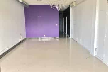 COMMERCIAL UNIT FOR LEASE