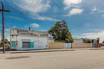 OPTIONS APLENTY ON PALMERSTON