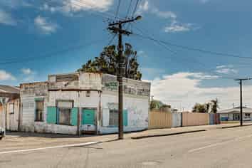 OPTIONS APLENTY ON PALMERSTON