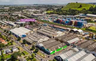 High Profile Warehouse/Showroom