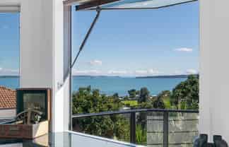 15 Omana Heights Drive, Maraetai