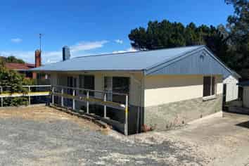 409 Pine Hill Road, Pine Hill