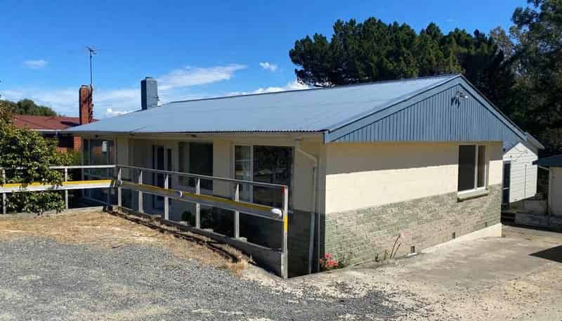 409 Pine Hill Road, Pine Hill