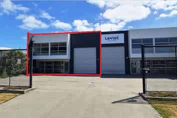 310 sqm Warehouse / Office, Hillsborough