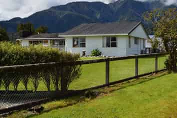 1861 Whataroa Highway, Whataroa