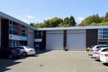 Modern High Stud Unit