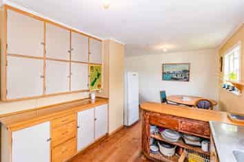 207 & 208 Anzac Parade, Wanganui East