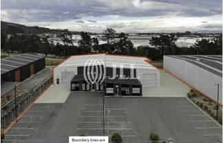 Modern Industrial: 700 - 1,400sqm