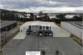 Modern Industrial: 700 - 1,400sqm