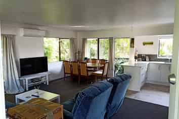 2/43 Sabulite Road, Kelston