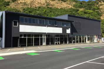 High Profile Destination Bulk Retail