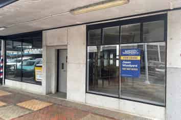 70.74M2 RETAIL / OFFICE ON KING