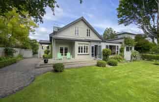 42 Alice Street, Gladstone