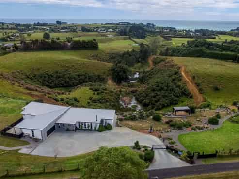 11 Wilson Road, Urenui
