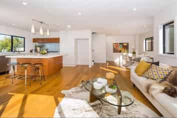 73B East Coast Road, Castor Bay