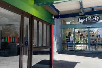 SHOP NEAR WEST CITY WAITAKERE MALL HENDERSON