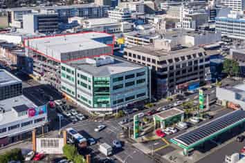 TOP LOCATION, TOP FLOOR 2,000M²