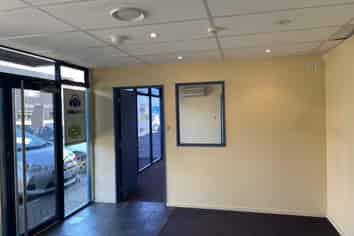 Fitzgerald Avenue office / showroom and storage