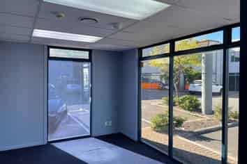 Fitzgerald Avenue office / showroom and storage