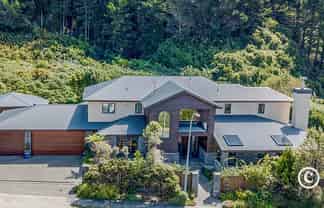 55 Furlong Crescent, Churton Park