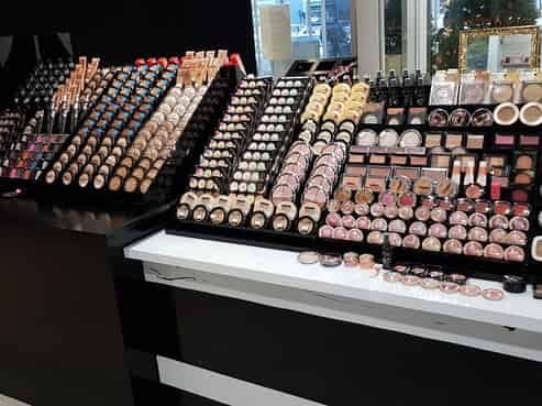 Make up & Perfume outlet