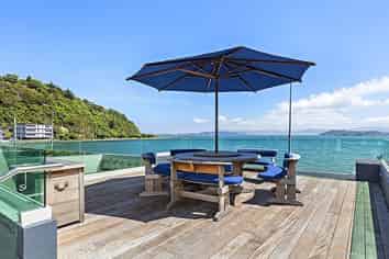 234 Marine Drive, Lowry Bay