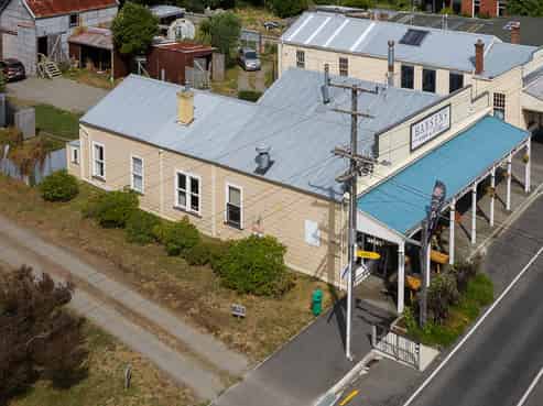 2900 Kimbolton Road, Kimbolton