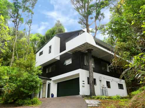 106 Pemberton Avenue, Bayview