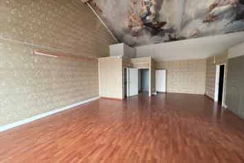 Flexible Space in Prime Retail Location!