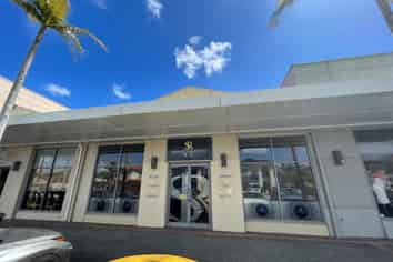 Flexible Space in Prime Retail Location!