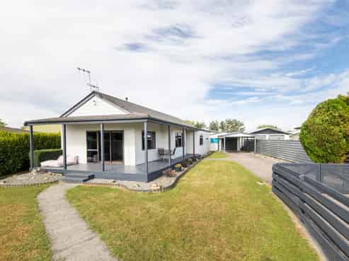 6 Willowstream Grove, Cloverlea