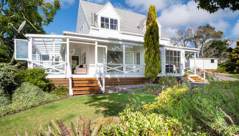 147 Mangakura Road, Helensville