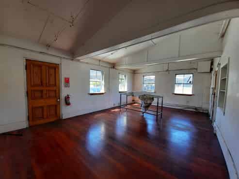 Warehouse Option on Hutt Road Thorndon