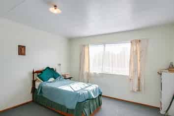 82 Wynyard Crescent, Tamatea