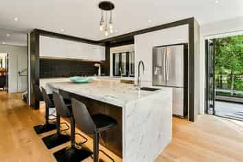 2/92 Churchill Road, Murrays Bay