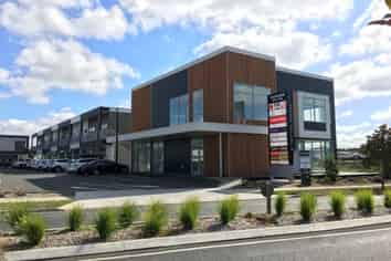 Brand New in Hamilton North