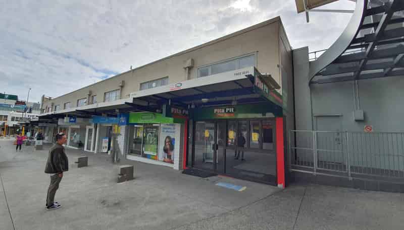 360 Great North Road, Henderson