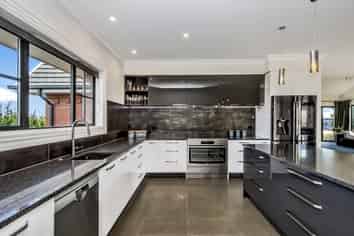 1 The Ridge, Kennedys Bush