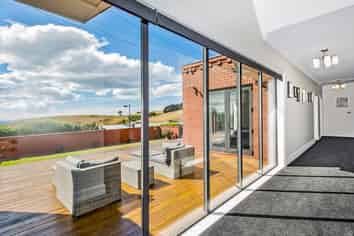 1 The Ridge, Kennedys Bush