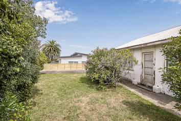 55 Glen Road, Raumati South