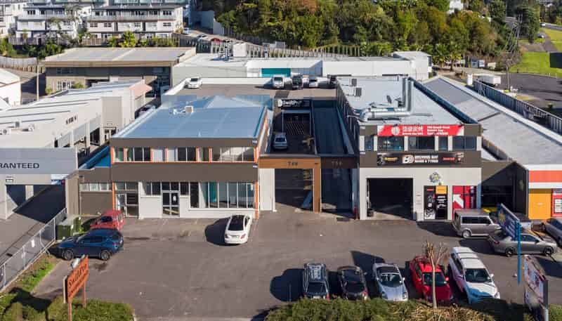 748 Beach Road, Browns Bay