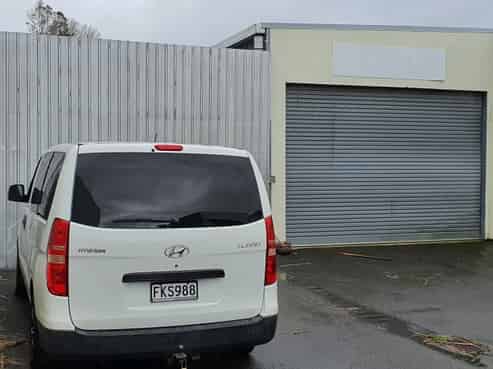 Workshop / warehousing / secure yard